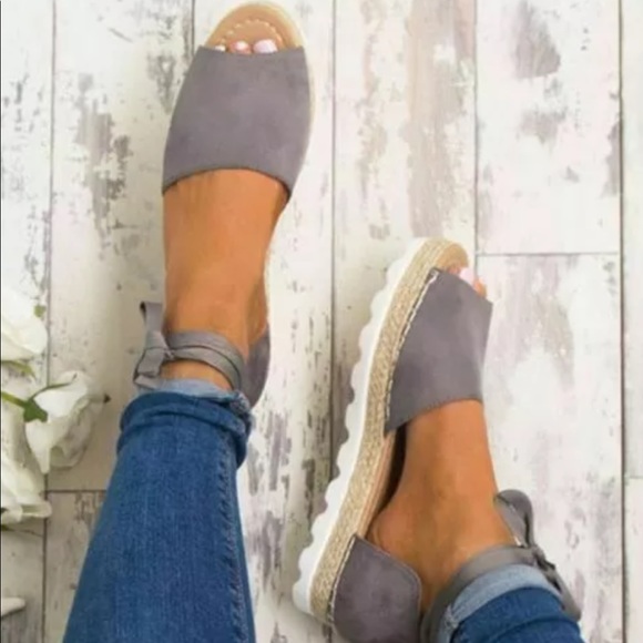 Shoes - ❤️Grey Espadrille Sandal❤️